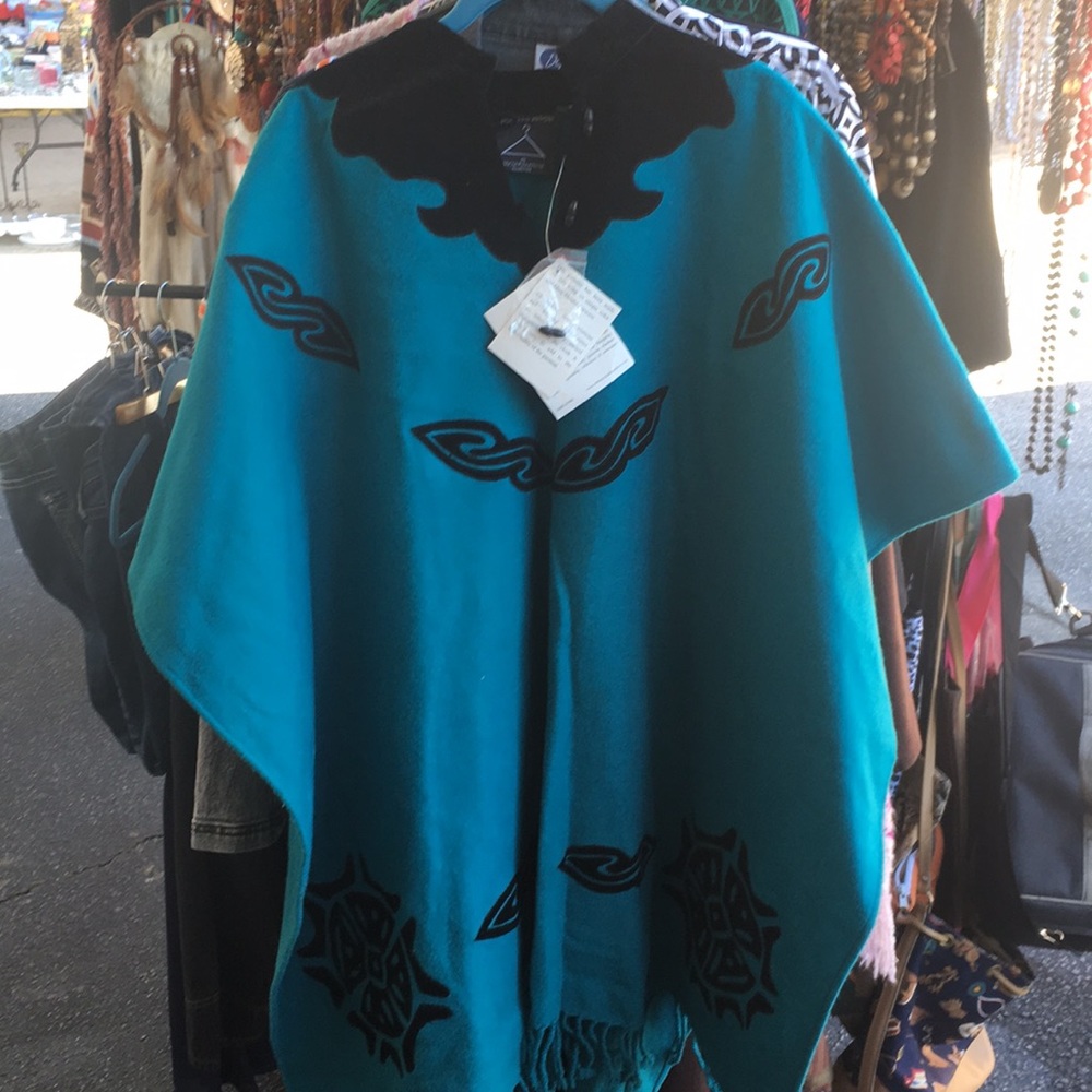 Wool poncho by Anthony